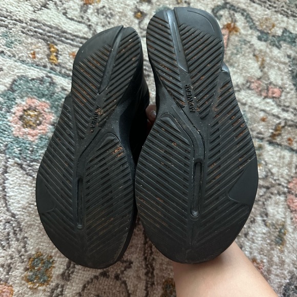 Adidas Sneaker - Picture 3 of 4